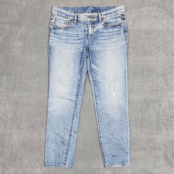 Ann Taylor Loft Lean Boyfriend Jeans Distressed Size 4 Light Wash - Picture 1 of 9